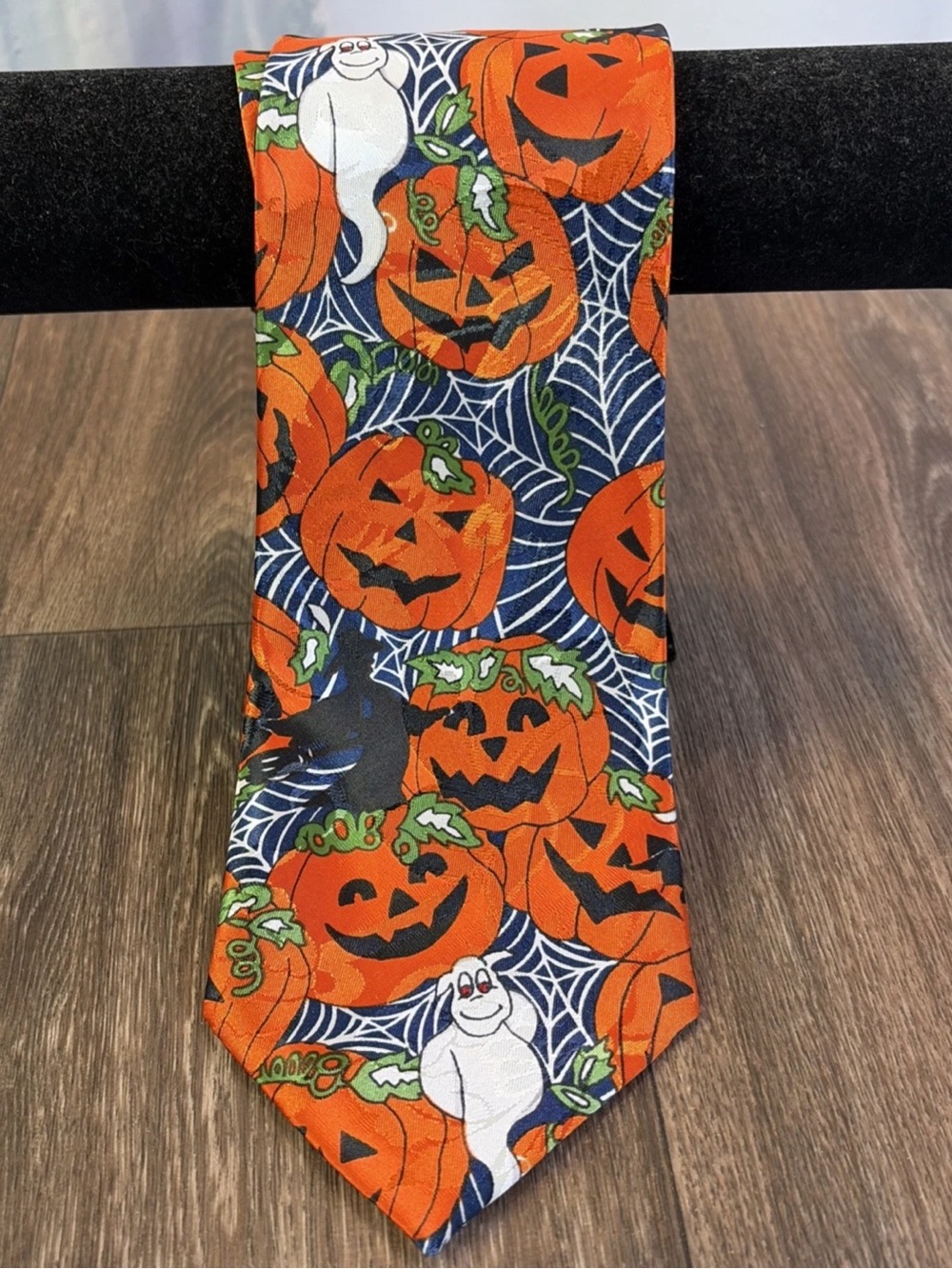 Dino Romaro Hand Made Men’s Halloween Pumpkin Ghost Spiderweb Tie One Size